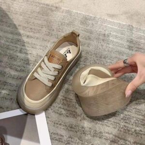 2025Autumn New Fashion Versatile Soft Sole Soft Surface Lace-up Casual White Shoes Slip-on Thick Sole Women's Single Shoes
