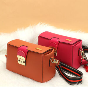 2024New Spring Festival Trendy Fashion Personality Small Square Bag Retro Simple Casual Crossbody Bag Mini Shoulder Bag