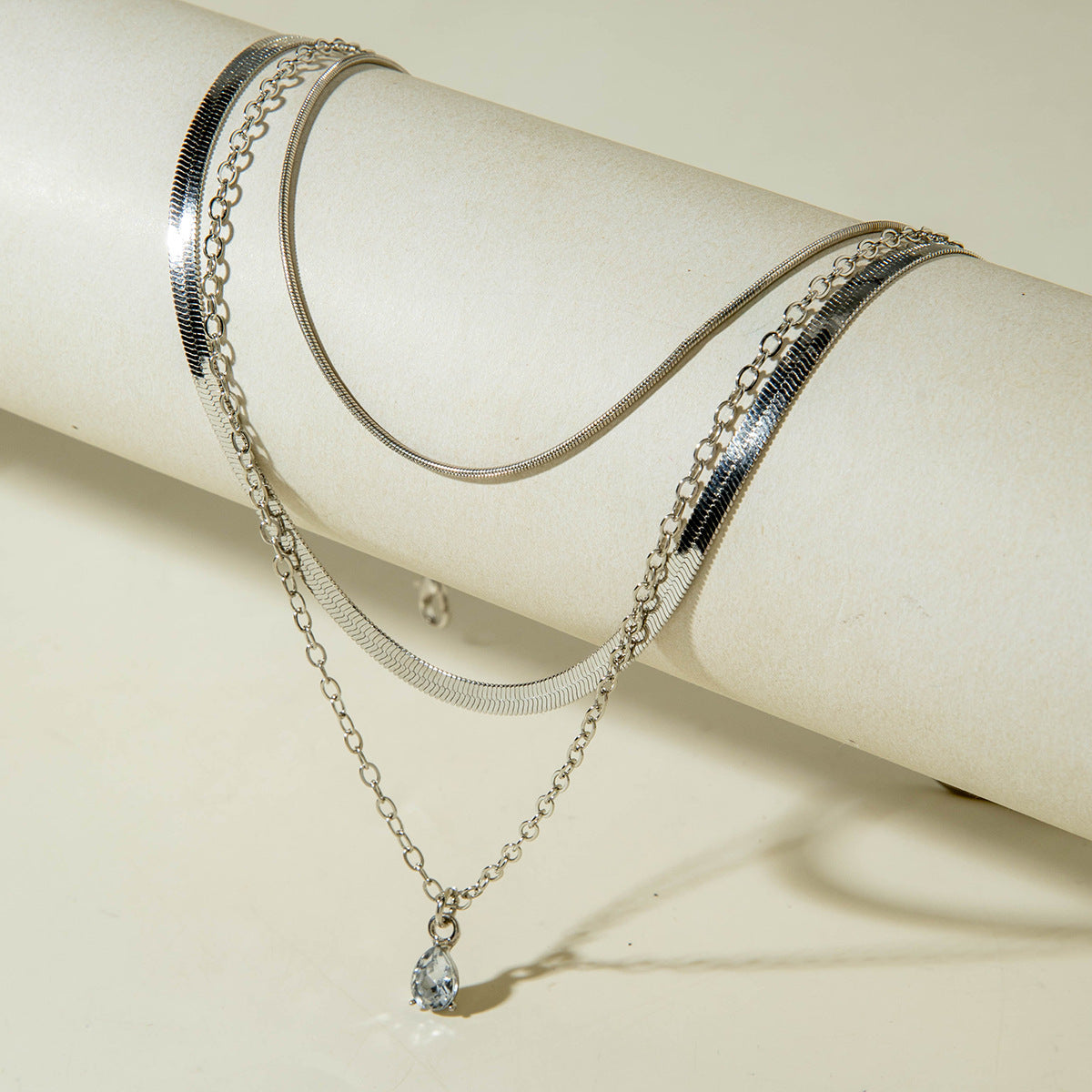 European and American Fashion Collarbone Chain Round Pendant Tassel Multi-layer Stacking Necklace Layered One-word Necklace3Set - 图片 34